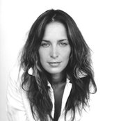 Chantal Kreviazuk - List pictures