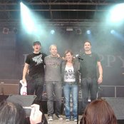 Die Happy - List pictures