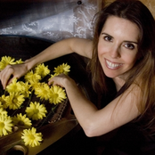 Laura Sullivan - List pictures