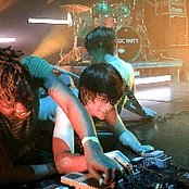 Bloc Party - List pictures