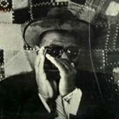 Dan Smith - List pictures