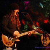 Dominic Balli - List pictures