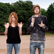 Bumblebeez - List pictures