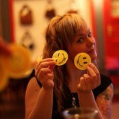 Allison Crowe - List pictures