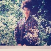 Throwing Shade - List pictures