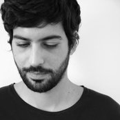 Lee Burton - List pictures