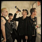 Elmnt - List pictures