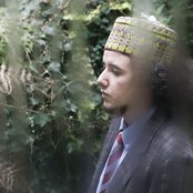 Mo Kolours - List pictures