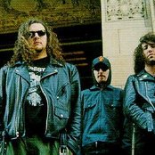 Exit 13 - List pictures