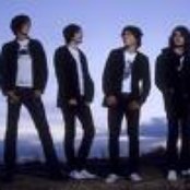 Mariana's Trench - List pictures