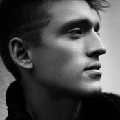 Danny Saucedo - List pictures