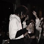 Chris Travis - List pictures