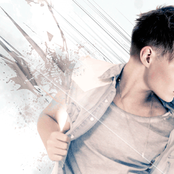 Isac Elliot - List pictures