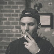 Autre Ne Veut - List pictures