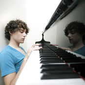 Francesco Tristano - List pictures