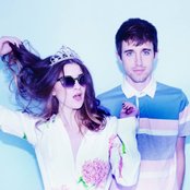 Holychild - List pictures