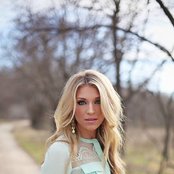 Charla Corn - List pictures