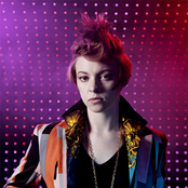 La Roux - List pictures