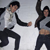 Bag Raiders - List pictures