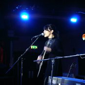 Terra Naomi - List pictures