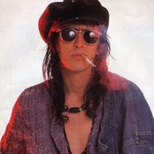 Izzy Stradlin - List pictures