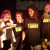 Benefit - List pictures