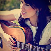 Jetty Rae - List pictures