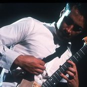 Nuno Bettencourt - List pictures