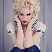 Gwen Stefani - List pictures