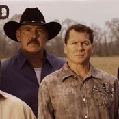 River Road - List pictures