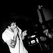 Heavy Heavy Low Low - List pictures