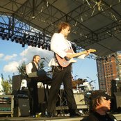 Eric Hutchinson - List pictures