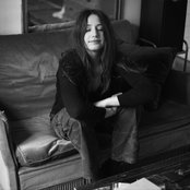 Izia - List pictures