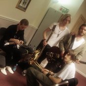 Distant Sun - List pictures