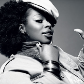 Angie Stone - List pictures