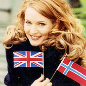 Gina G - List pictures