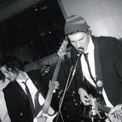 100 Monkeys - List pictures