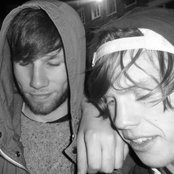 Pinact - List pictures