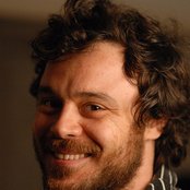 Rodrigo Amarante - List pictures