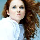 Geri Halliwell - List pictures