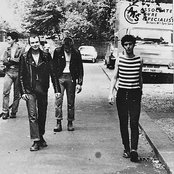 Crisis - List pictures