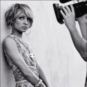 Nicole Richie - List pictures