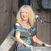 Becky Hobbs - List pictures