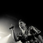 Miss Platnum - List pictures