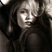Vanessa Paradis - List pictures