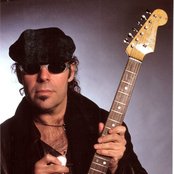 Vargas - List pictures