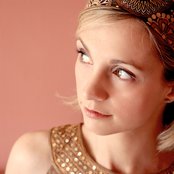 Cara Dillon - List pictures