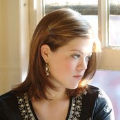 Liz Longley - List pictures