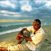 Paulinho Da Viola - List pictures