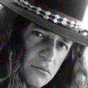 Alçeu Valença - List pictures